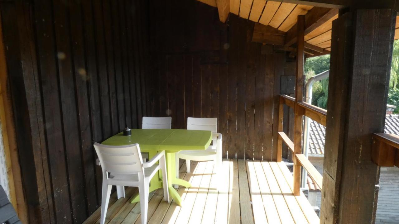 Chatrou Chatelraould-Saint-Louvent Luaran gambar